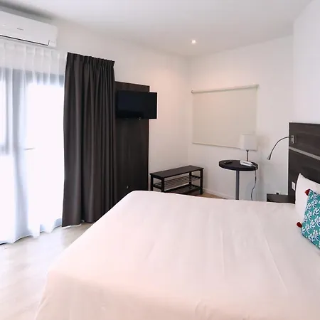 Отель Appart' La Girafe Marseille Est - Porte D'aubagne