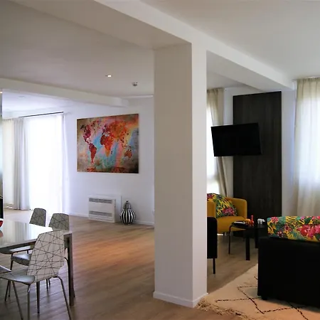 Appart' La Girafe Marseille Est - Porte D'aubagne Отель 3*