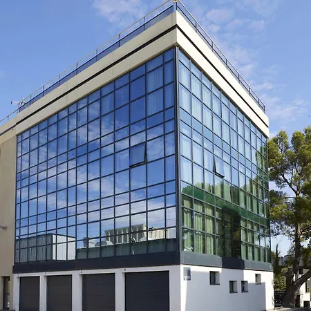 Appart' La Girafe Marseille Est - Porte D'aubagne Отель Ла-Пен-сюр-Ювон